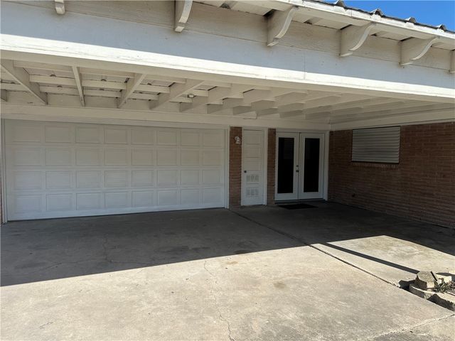 3505 Heritage, Corpus Christi, TX 78415