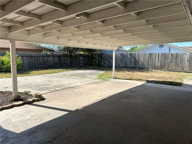 3505 Heritage, Corpus Christi, TX 78415