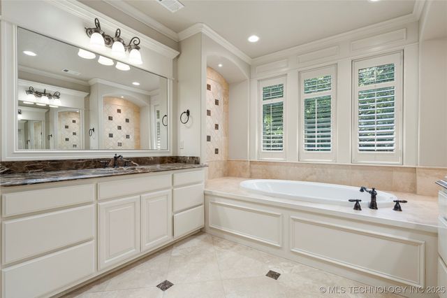 11170 S 72nd East East Avenue, Bixby, OK 74008