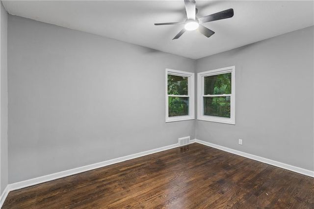 6809 W 72 Terrace, Overland Park, KS 66204