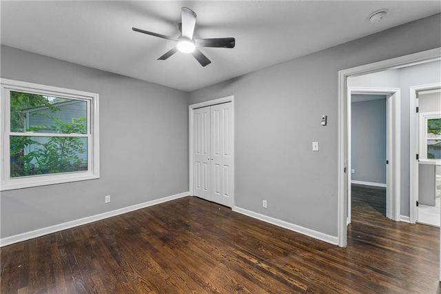 6809 W 72 Terrace, Overland Park, KS 66204