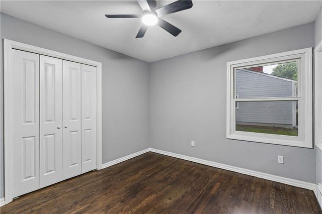 6809 W 72 Terrace, Overland Park, KS 66204