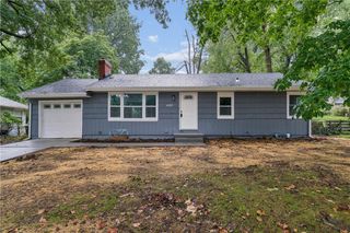 6809 W 72 Terrace, Overland Park, KS 66204