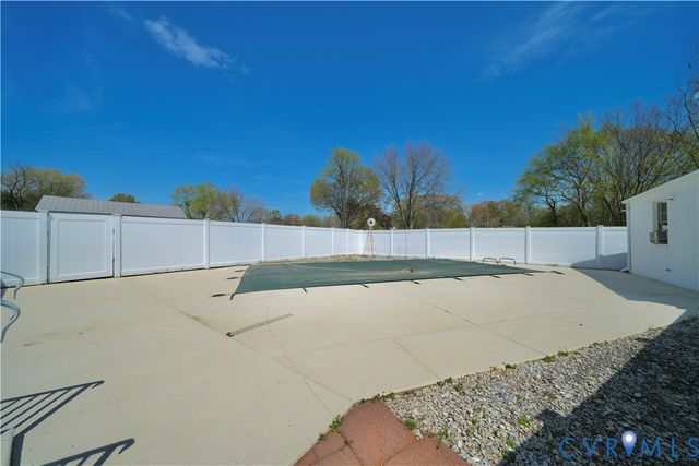 2601 Bertram Rd, Richmond, VA 23224