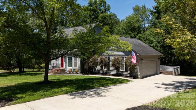 25012 Molokai Drive, Fort Mill, SC 29708