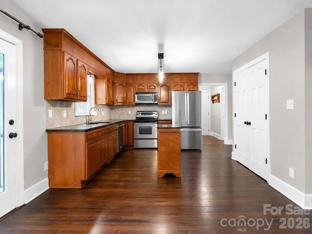 25012 Molokai Drive, Fort Mill, SC 29708