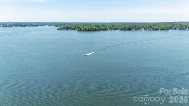 25012 Molokai Drive, Fort Mill, SC 29708