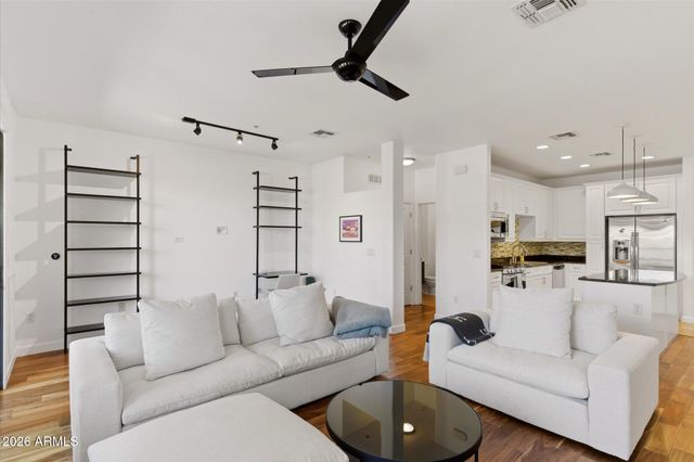 7291 N SCOTTSDALE Road 3006, Paradise Valley, AZ 85253