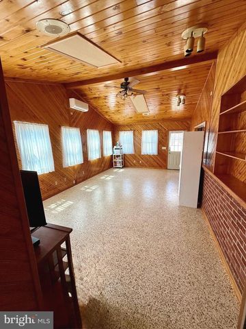 129 SUNNYSIDE RD, Smyrna, DE 19977