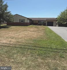 129 SUNNYSIDE RD, Smyrna, DE 19977