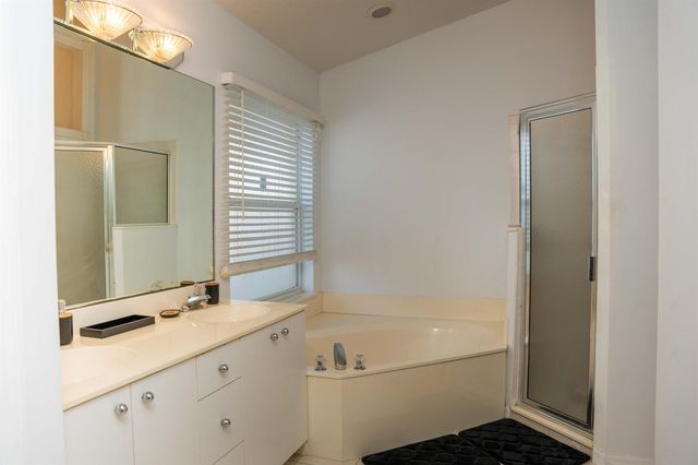 3502 SE Hyde Circle, Port St. Lucie, FL 34984