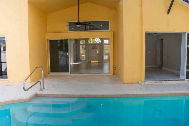 3502 SE Hyde Circle, Port St. Lucie, FL 34984