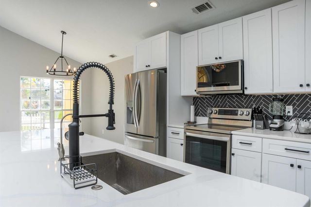 3502 SE Hyde Circle, Port St. Lucie, FL 34984