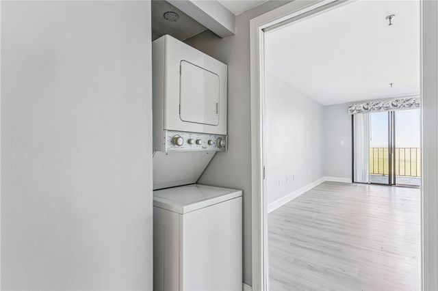 1 Marina Drive 307, St Simons Island, GA 31522