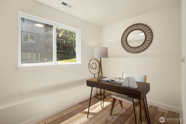 314 25th Avenue E, Seattle, WA 98112
