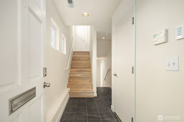 314 25th Avenue E, Seattle, WA 98112