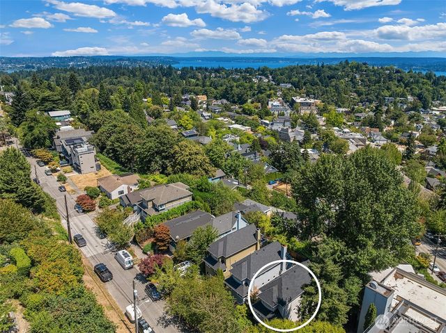 314 25th Avenue E, Seattle, WA 98112