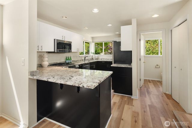 314 25th Avenue E, Seattle, WA 98112