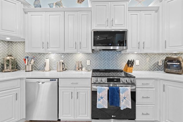 2301 SW Lawford Street, Port St. Lucie, FL 34953