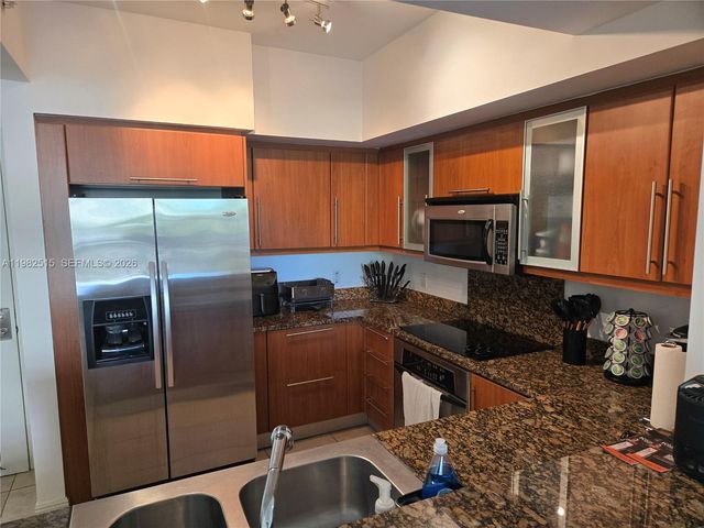 888 NE Douglas Rd 405, Coral Gables, FL 33134