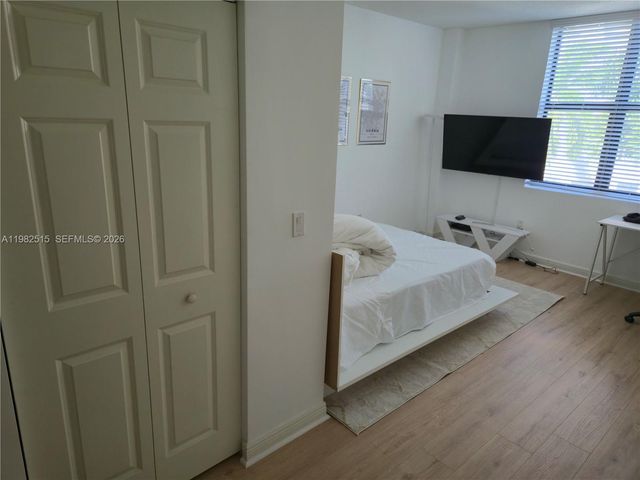 888 NE Douglas Rd 405, Coral Gables, FL 33134