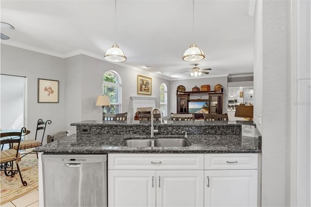 105 PARK STREET, Safety Harbor, FL 34695