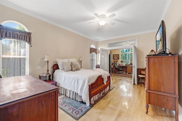 105 PARK STREET, Safety Harbor, FL 34695