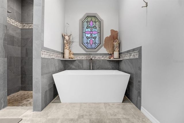 105 PARK STREET, Safety Harbor, FL 34695