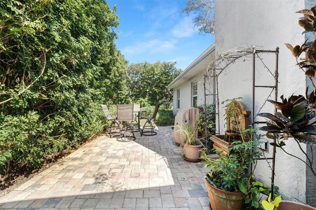 105 PARK STREET, Safety Harbor, FL 34695