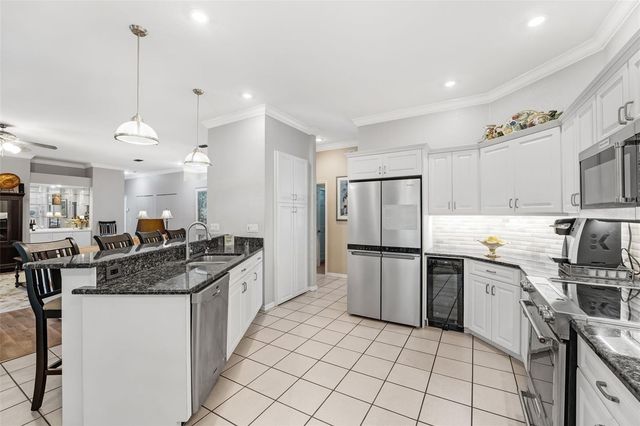 105 PARK STREET, Safety Harbor, FL 34695