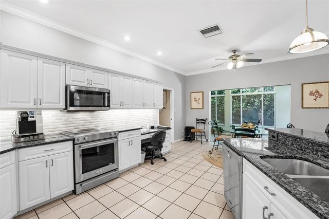 105 PARK STREET, Safety Harbor, FL 34695
