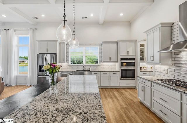 1269 Clearbrook Lane, Campobello, SC 29322
