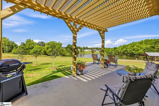 1269 Clearbrook Lane, Campobello, SC 29322