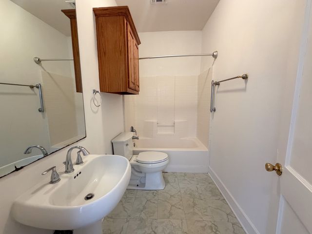 310 E Parks Avenue, Waxahachie, TX 75165