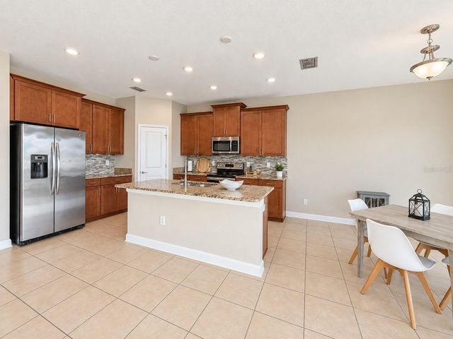 1516 BUNKER DRIVE, Davenport, FL 33896