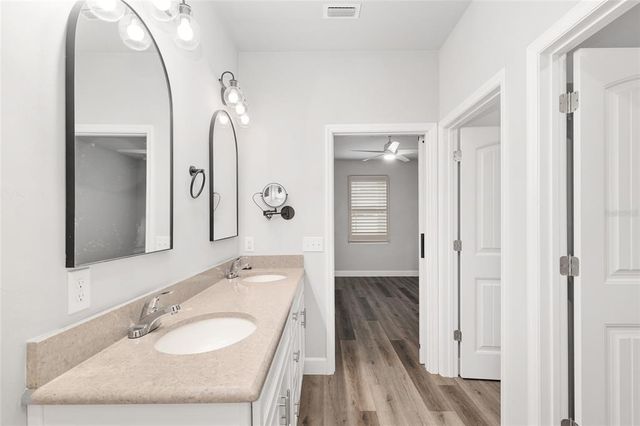 24617 SW 17TH PLACE, Newberry, FL 32669