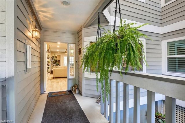 636 Wiggins Bay DR # A14, Naples, FL 34110