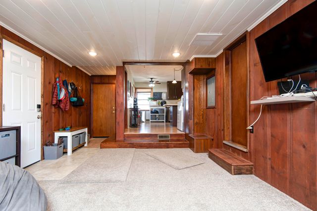 1847 S Collinson Avenue, Springfield, MO 65804