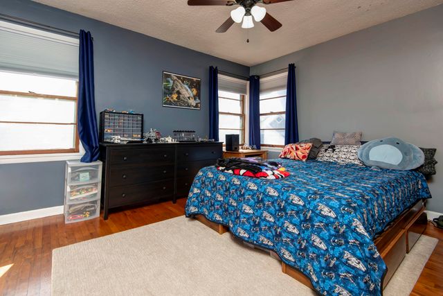 1847 S Collinson Avenue, Springfield, MO 65804