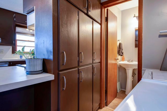 1847 S Collinson Avenue, Springfield, MO 65804