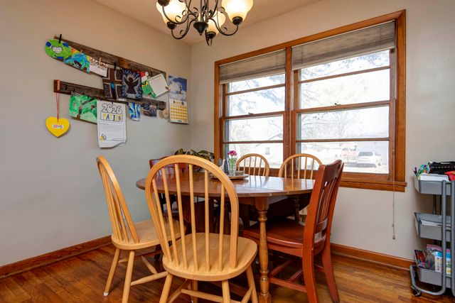 1847 S Collinson Avenue, Springfield, MO 65804