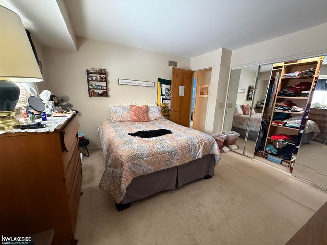 17485 Hans Drive, Fraser, MI 48026