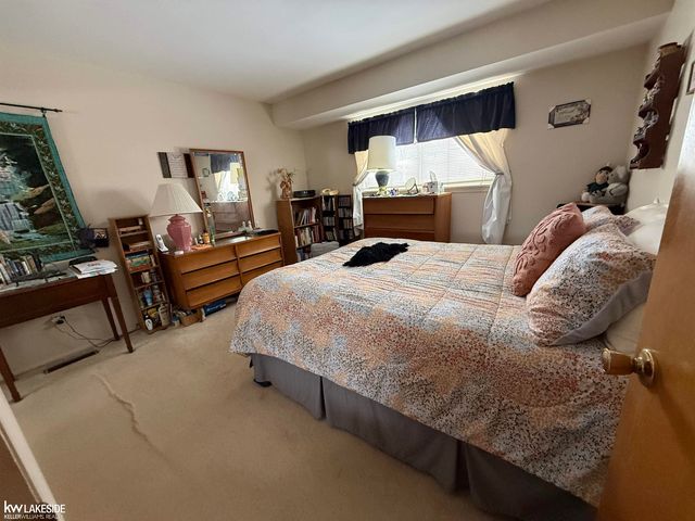 17485 Hans Drive, Fraser, MI 48026