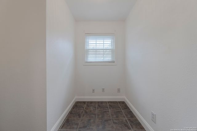 15142 Mesquite St, Lytle, TX 78052