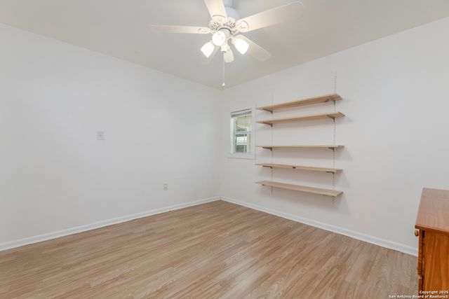 15142 Mesquite St, Lytle, TX 78052