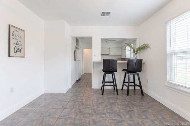 15142 Mesquite St, Lytle, TX 78052