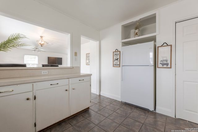 15142 Mesquite St, Lytle, TX 78052