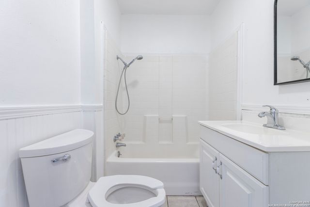 15142 Mesquite St, Lytle, TX 78052