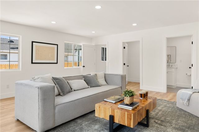 5732 Hillcrest Drive, Los Angeles, CA 90043