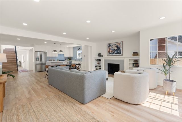 5732 Hillcrest Drive, Los Angeles, CA 90043